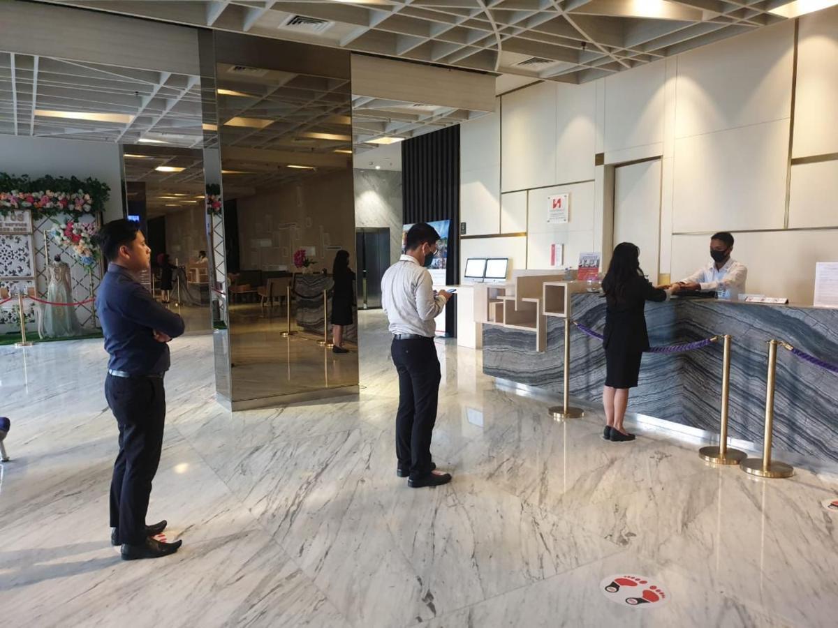 Swiss-Belinn Cikarang Ngoại thất bức ảnh
