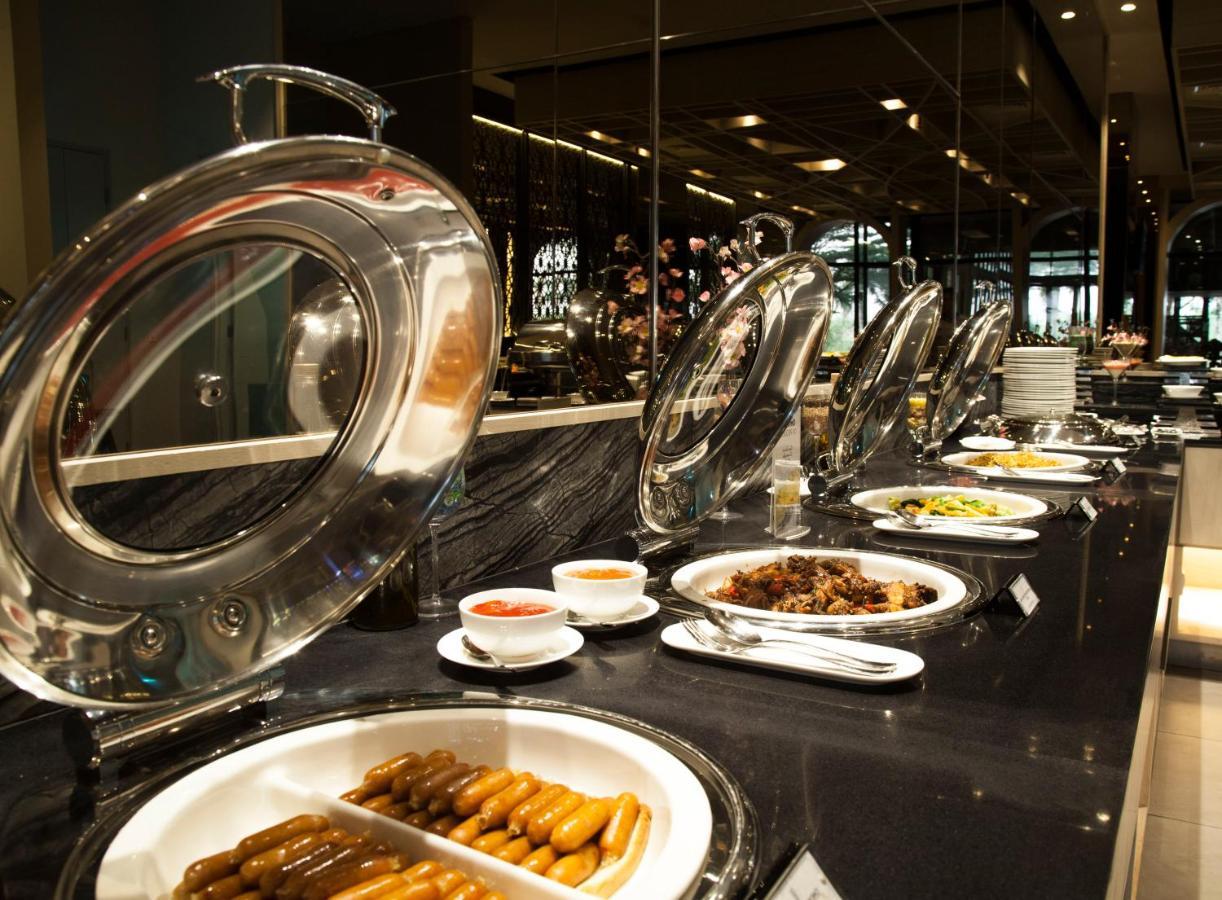 Swiss-Belinn Cikarang Ngoại thất bức ảnh
