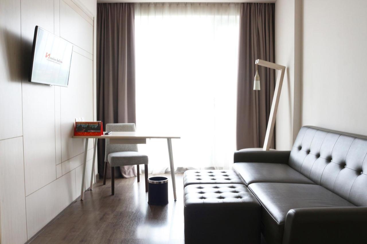 Swiss-Belinn Cikarang Ngoại thất bức ảnh