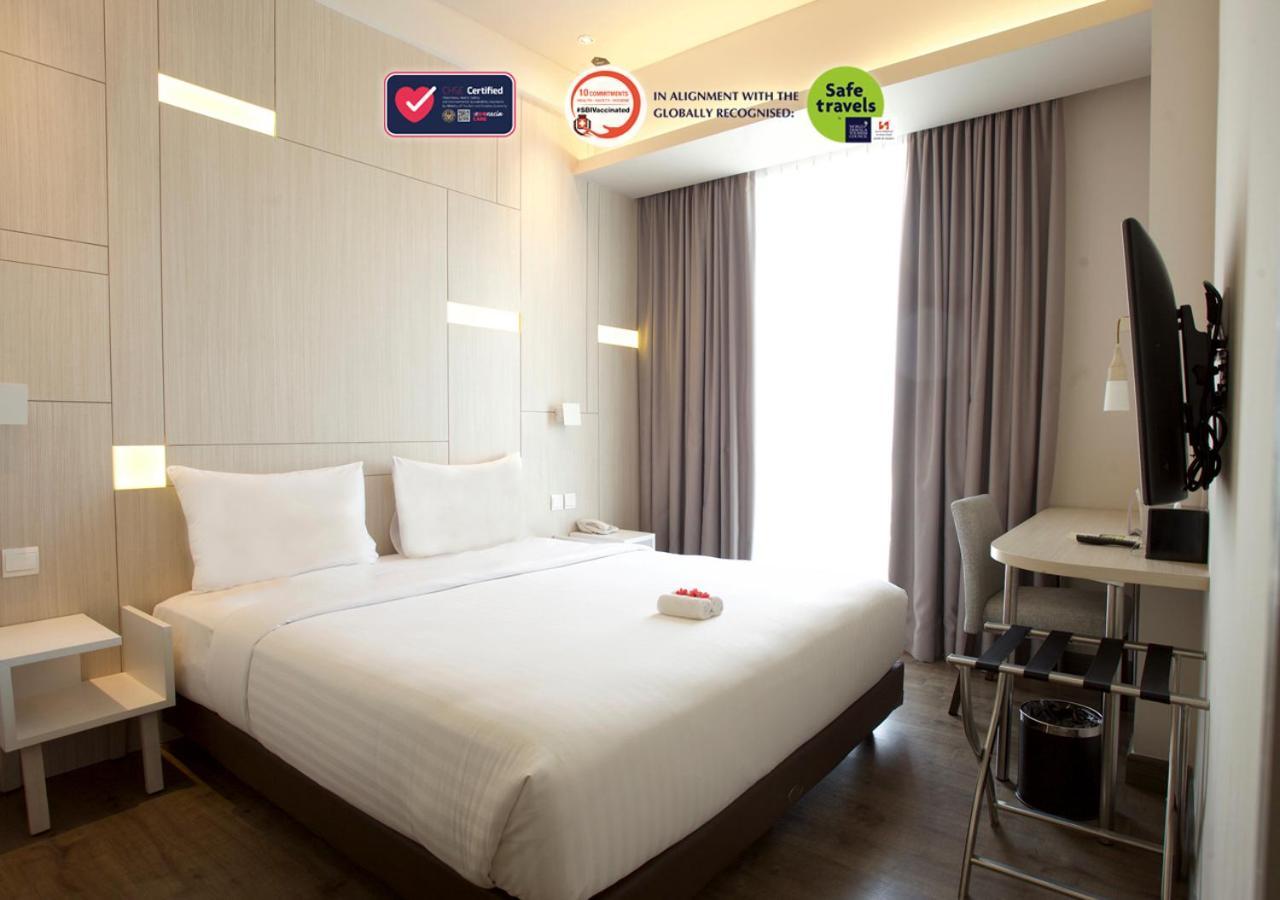 Swiss-Belinn Cikarang Ngoại thất bức ảnh