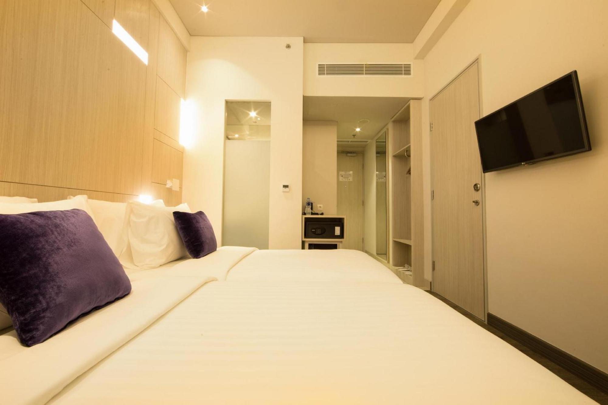 Swiss-Belinn Cikarang Ngoại thất bức ảnh