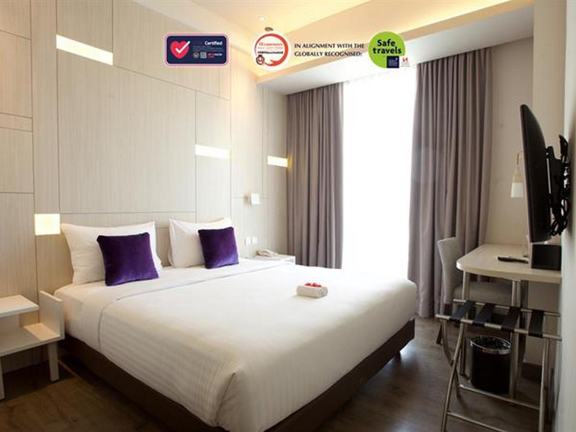 Swiss-Belinn Cikarang Ngoại thất bức ảnh