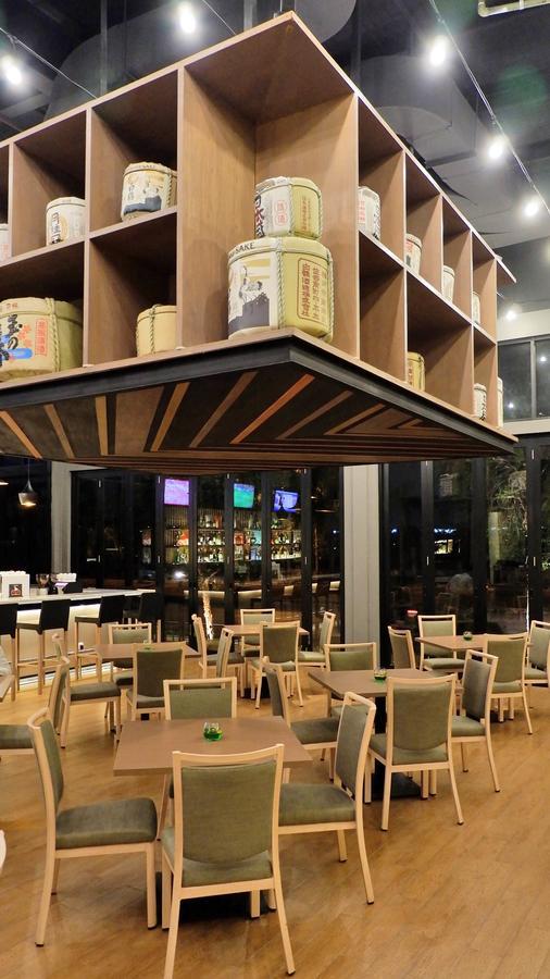 Swiss-Belinn Cikarang Ngoại thất bức ảnh